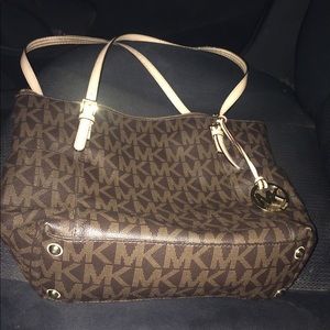 Michael kors bag and wristlet